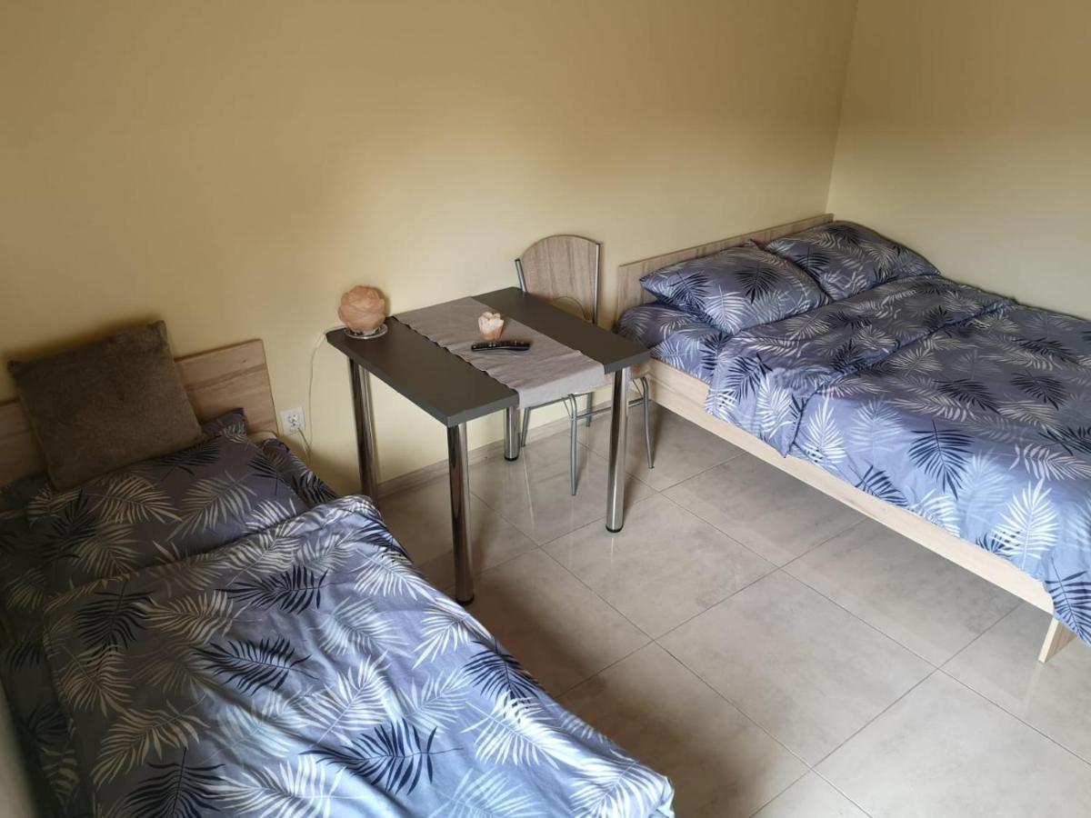 Pokoje Freedoor Lugniany Екстер'єр фото