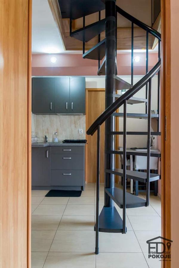 Pokoje Freedoor Lugniany Екстер'єр фото