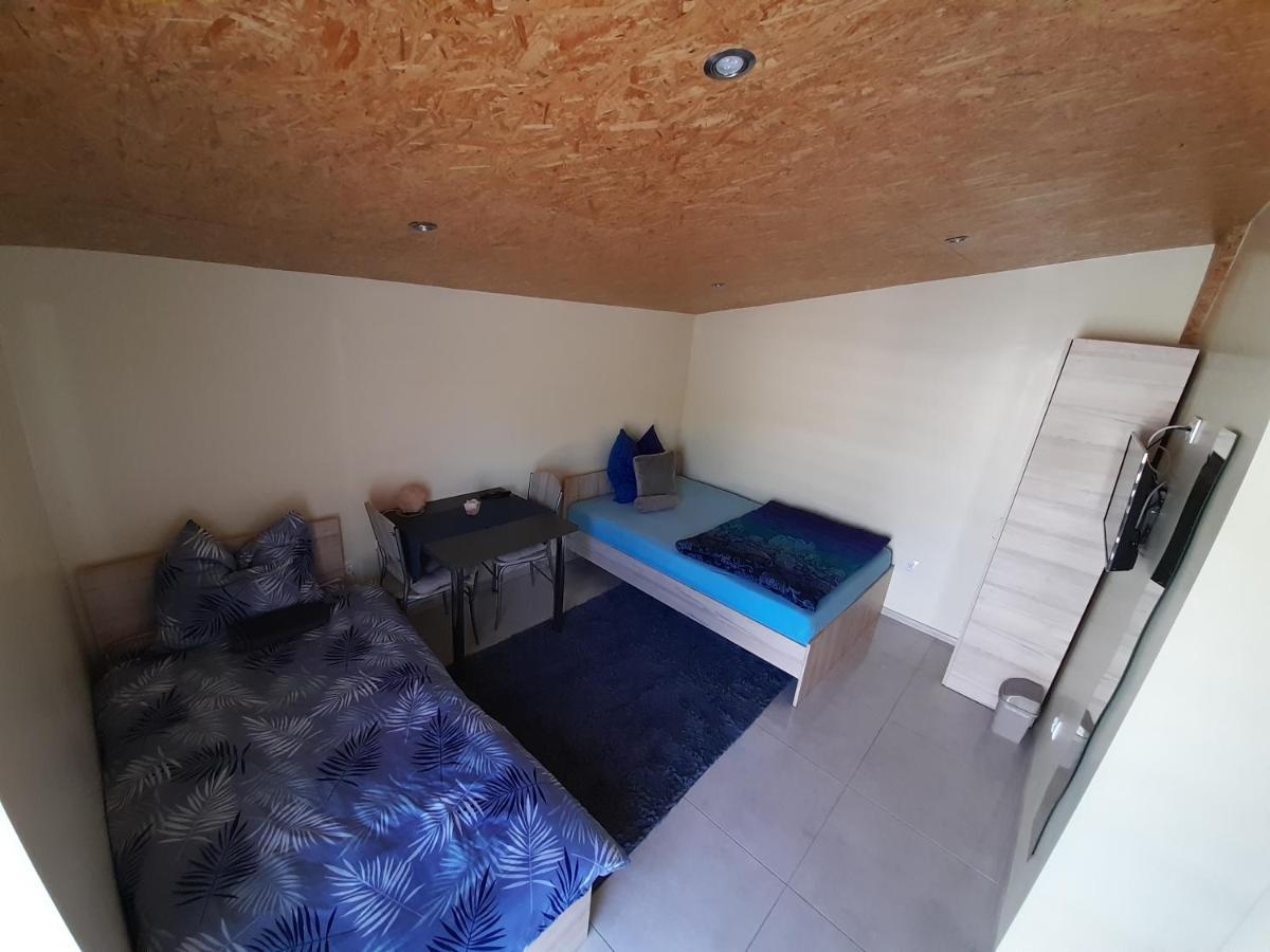Pokoje Freedoor Lugniany Екстер'єр фото