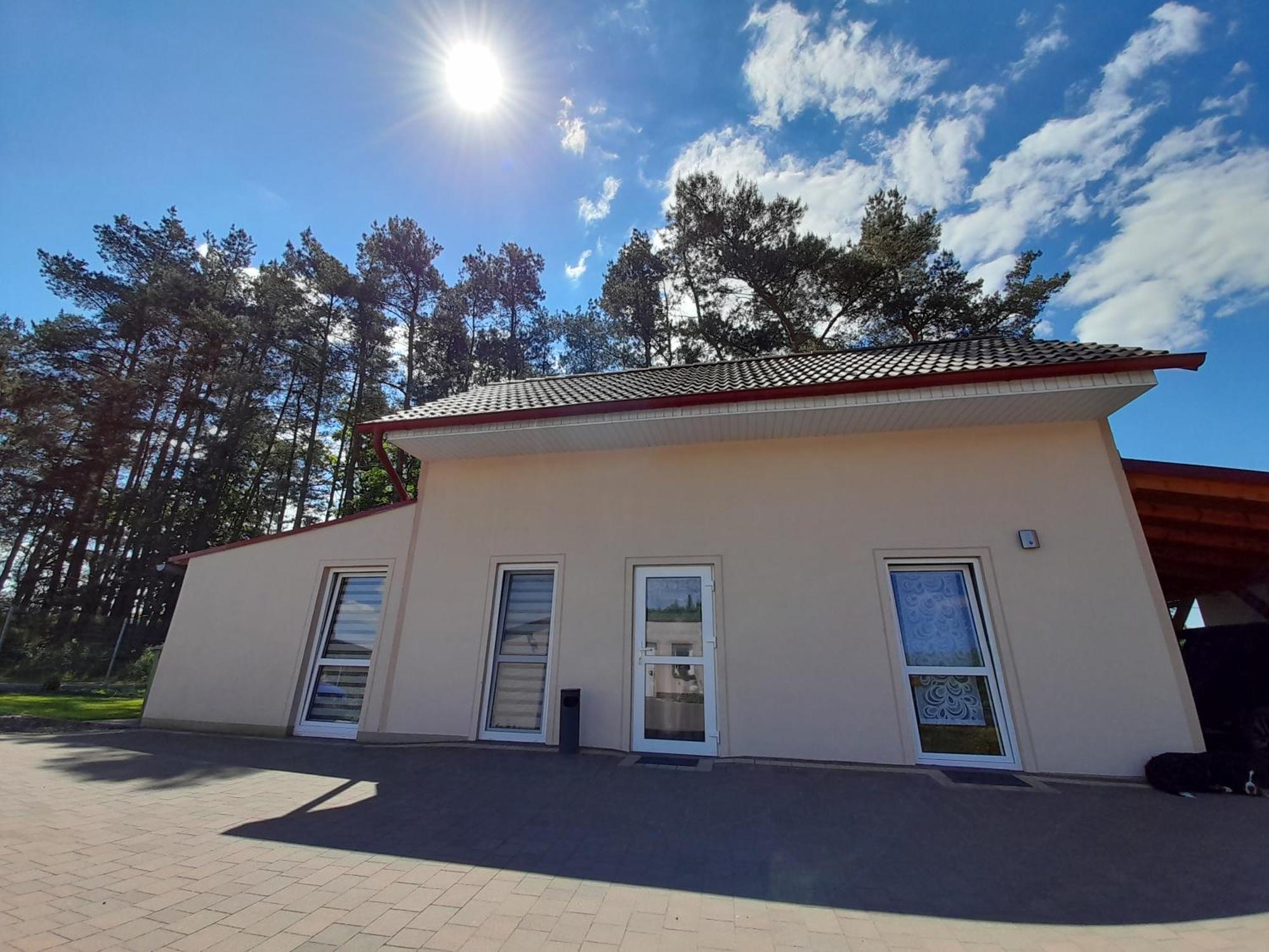 Pokoje Freedoor Lugniany Екстер'єр фото